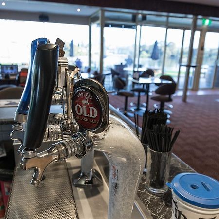 Moruya Waterfront Hotel Motel Εξωτερικό φωτογραφία