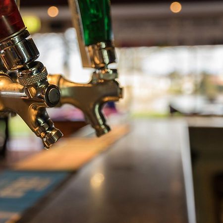 Moruya Waterfront Hotel Motel Εξωτερικό φωτογραφία