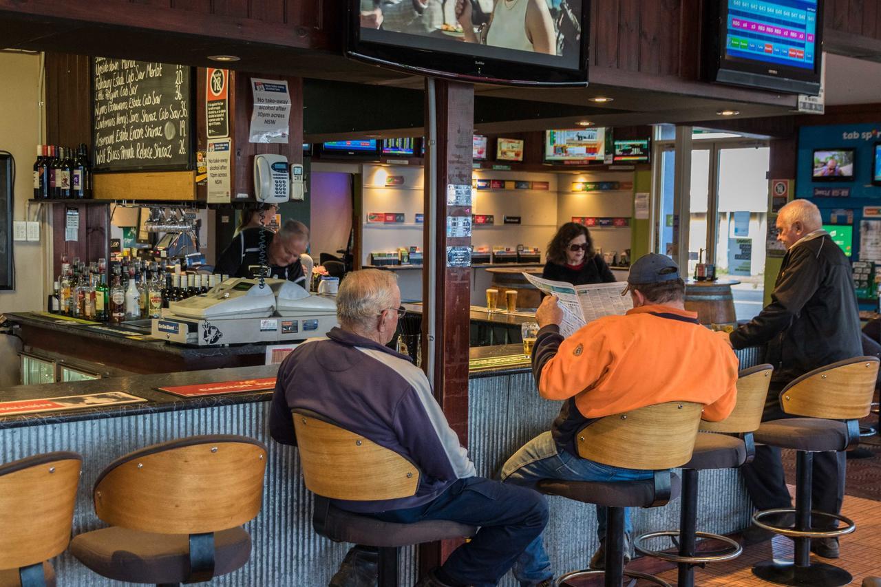 Moruya Waterfront Hotel Motel Εξωτερικό φωτογραφία