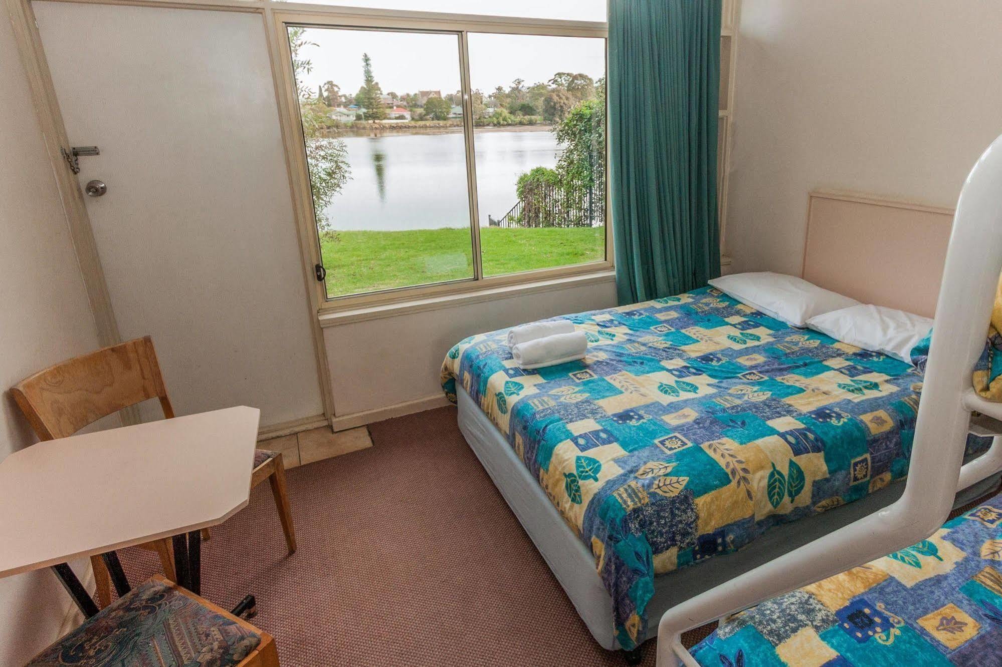 Moruya Waterfront Hotel Motel Εξωτερικό φωτογραφία