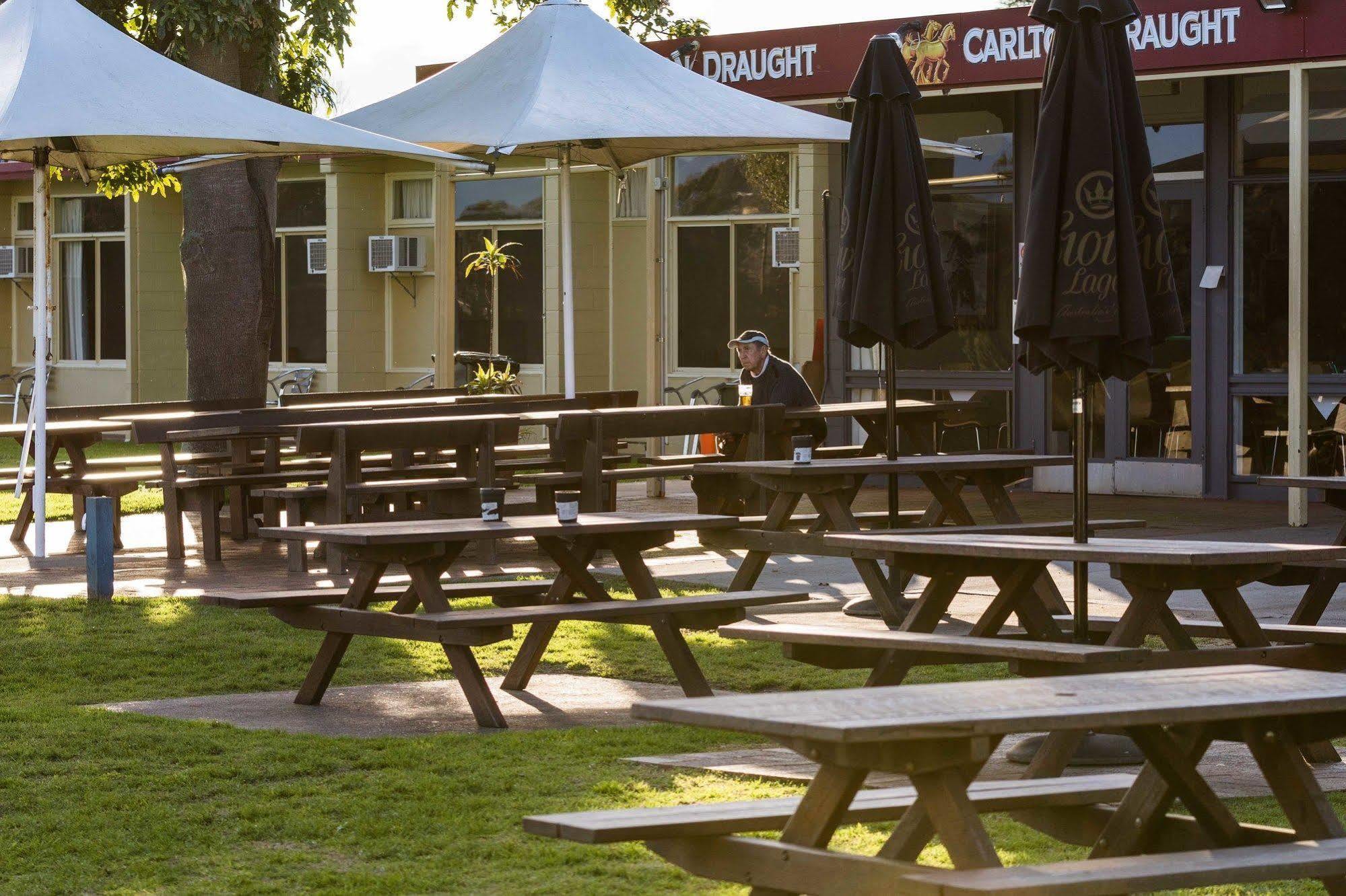 Moruya Waterfront Hotel Motel Εξωτερικό φωτογραφία